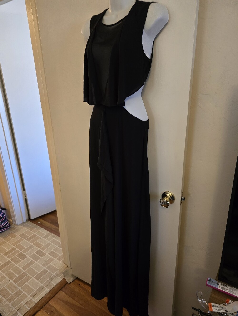 BCBG Max Azria NWT Black Cutout Maxi Dress Size 4 Open Back Formal Evening Gown - Picture 3 of 10